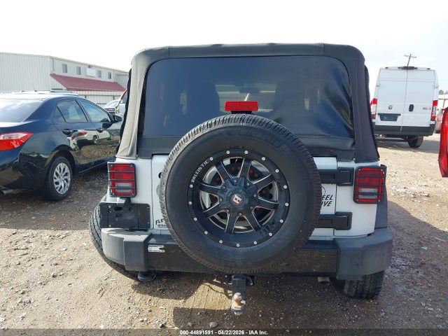 2015 Jeep Wrangler Willys Wheeler მანქანა იყიდება აუქციონზე, vin: 1C4AJWAG1FL756623, აუქციონის ნომერი: 44891591