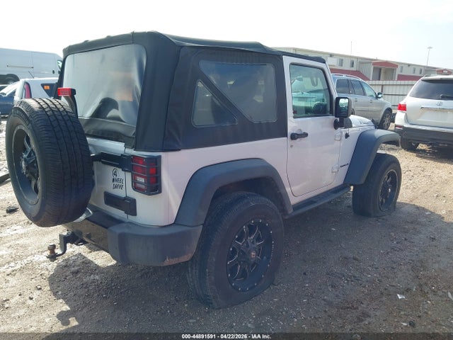 2015 Jeep Wrangler Willys Wheeler მანქანა იყიდება აუქციონზე, vin: 1C4AJWAG1FL756623, აუქციონის ნომერი: 44891591