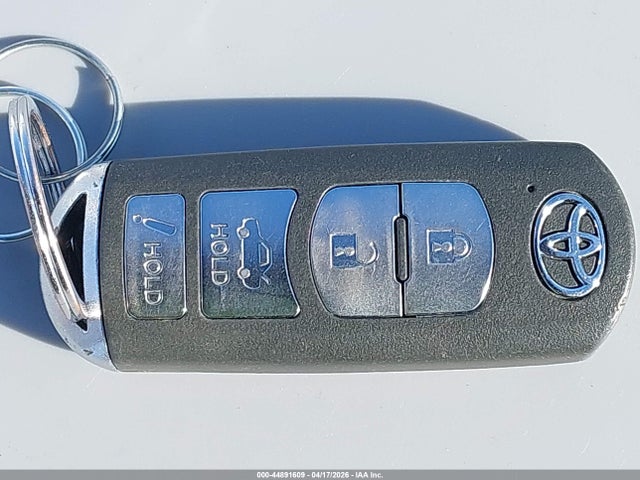 3MYDLBYV0HY151847 Toyota YARIS IA