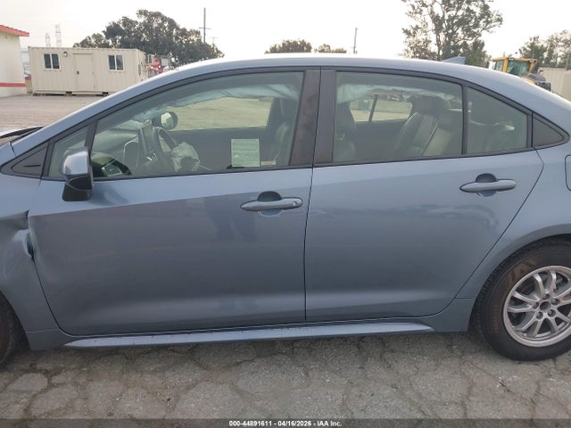 JTDEAMDEXN3004353 Toyota Corolla Hybrid Le