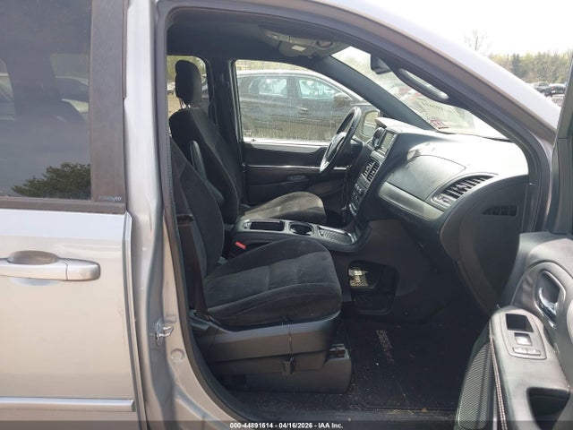 2014 Dodge Grand Caravan Sxt მანქანა იყიდება აუქციონზე, vin: 2C4RDGCG2ER166210, აუქციონის ნომერი: 44891614