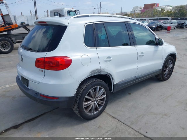 Aukcja sprzedaży 2016 Volkswagen Tiguan Se, vin: WVGAV7AX0GW501869, numer aukcji: 44891631
