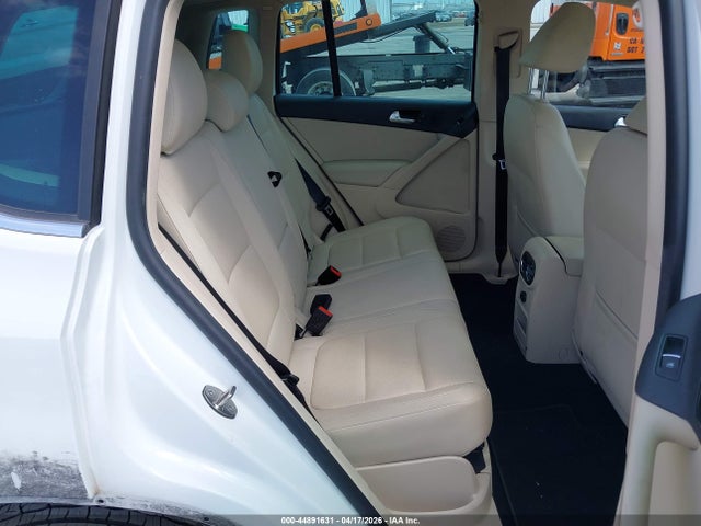 Aukcja sprzedaży 2016 Volkswagen Tiguan Se, vin: WVGAV7AX0GW501869, numer aukcji: 44891631