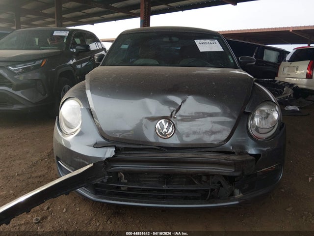 3VWF17ATXGM636678 Volkswagen Beetle 1.8t Classic