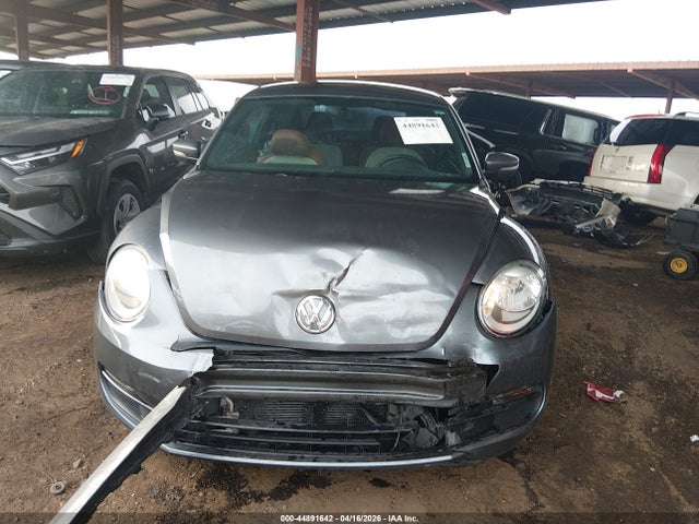 3VWF17ATXGM636678 Volkswagen Beetle 1.8t Classic
