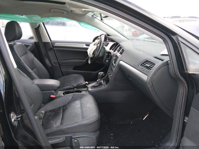 44891683 :رقم المزاد ، 3VW217AU3FM011562 vin ، 2015 Volkswagen Golf Tsi S 4-door مزاد بيع
