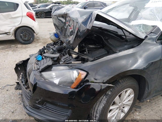 44891683 :رقم المزاد ، 3VW217AU3FM011562 vin ، 2015 Volkswagen Golf Tsi S 4-door مزاد بيع