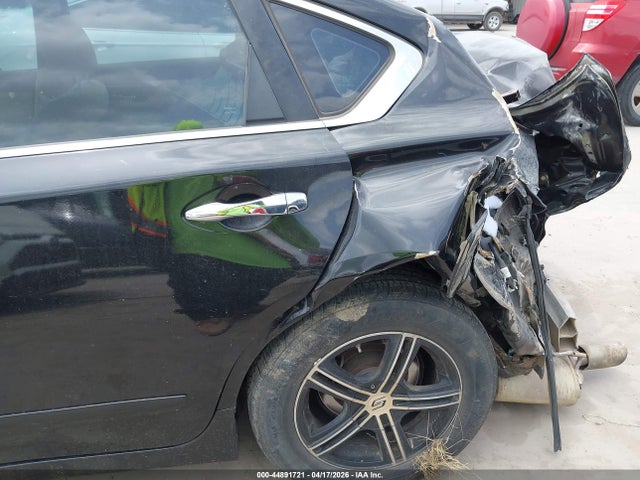 2014 Nissan Altima 2.5 S მანქანა იყიდება აუქციონზე, vin: 1N4AL3AP5EN241805, აუქციონის ნომერი: 44891721