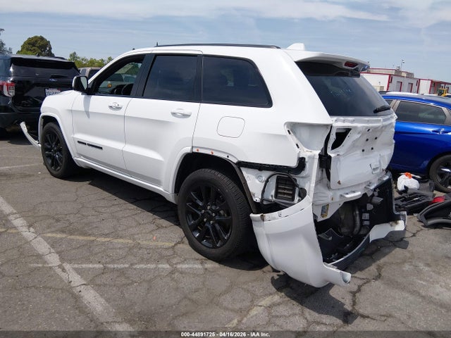 44891725 :رقم المزاد ، 1C4RJEAG2JC338450 vin ، 2018 Jeep Grand Cherokee Altitude 4x2 مزاد بيع