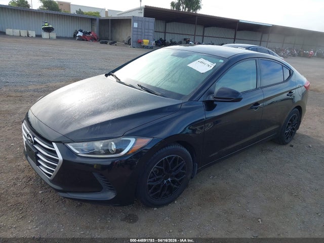 5NPD84LF8JH385829 Hyundai ELANTRA SEL