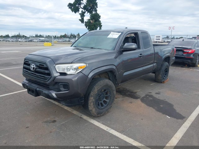 Toyota Tacoma Sr 2017 5TFRX5GN1HX092675 Image 2
