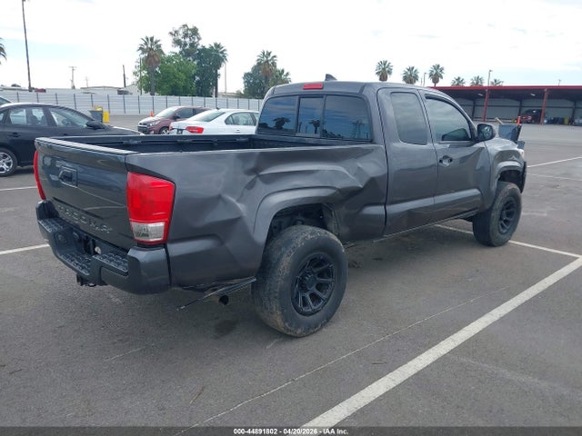Toyota Tacoma Sr 2017 5TFRX5GN1HX092675 Image 4