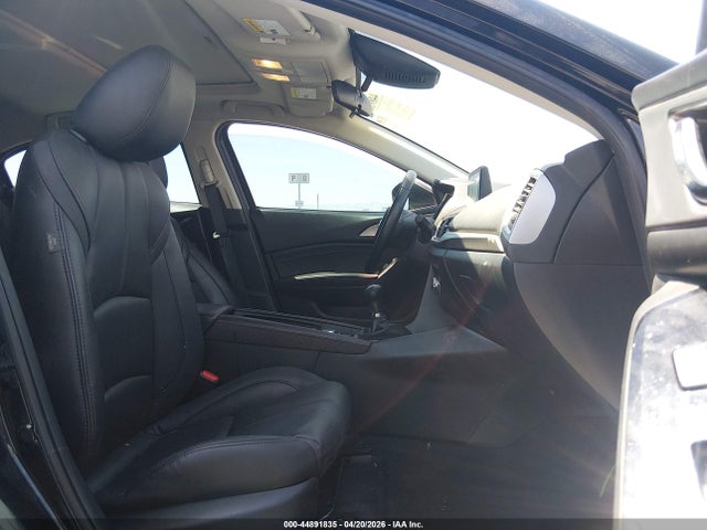 Mazda Mazda3 Touring 2018 3MZBN1L32JM264919 Image 5