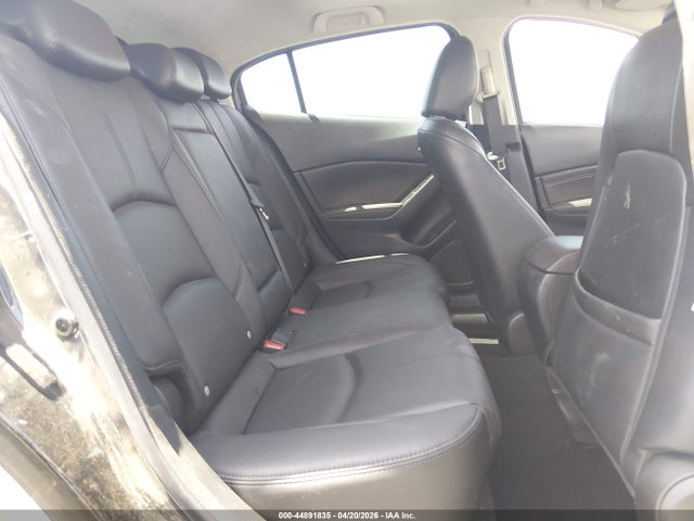 Mazda Mazda3 Touring 2018 3MZBN1L32JM264919 Image 8
