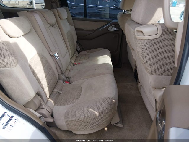 44891840 :رقم المزاد ، 5N1AR18W65C749993 vin ، 2005 Nissan Pathfinder Se مزاد بيع