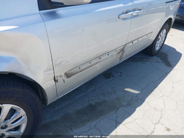 2014 Kia Sedona Lx მანქანა იყიდება აუქციონზე, vin: KNDMG4C72E6552651, აუქციონის ნომერი: 44891842