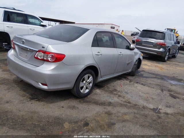 Продаж на аукціоні авто 2011 Toyota Corolla Le, vin: 2T1BU4EE8BC552959, номер лоту: 44891858