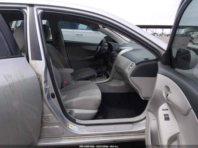 Продаж на аукціоні авто 2011 Toyota Corolla Le, vin: 2T1BU4EE8BC552959, номер лоту: 44891858