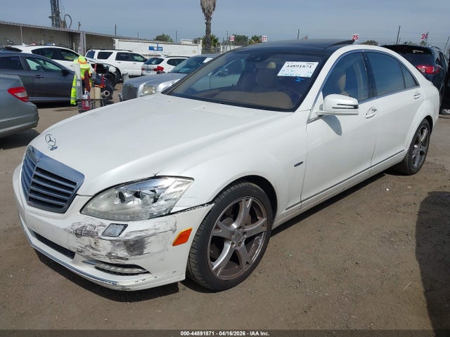 2012 MERCEDES-BENZ S 550 WDDNG7DB7CA469077 Photo 1