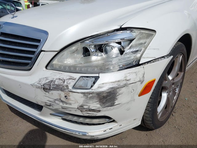 2012 MERCEDES-BENZ S 550 WDDNG7DB7CA469077 Photo 5
