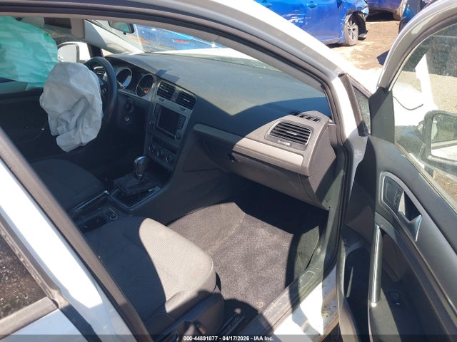 Aukcja sprzedaży 2017 Volkswagen Golf, vin: 3VW217AU4HM013484, numer aukcji: 44891877