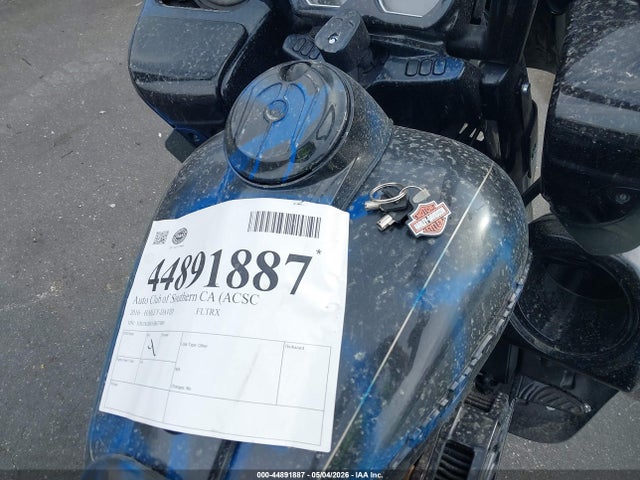 Harley-Davidson Fltrx Road Glide 2016 1HD1KHM11GB637489 Image 11
