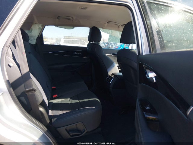 Продаж на аукціоні авто 2019 Kia Sorento 2.4l L, vin: 5XYPG4A37KG581259, номер лоту: 44891894