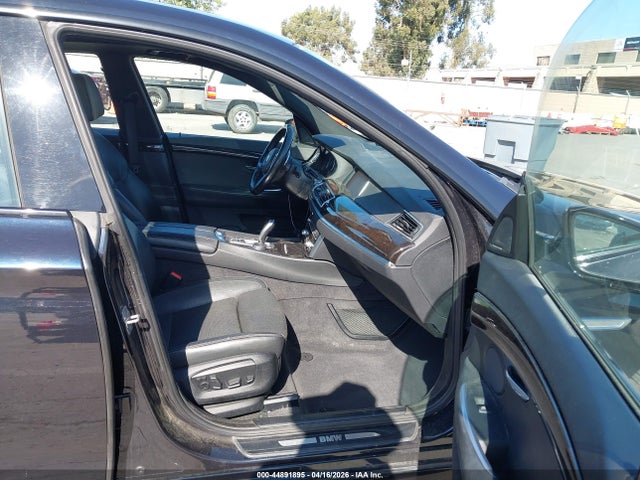 2016 Bmw 535i Gran Turismo Xdrive მანქანა იყიდება აუქციონზე, vin: WBA5M4C59GD186548, აუქციონის ნომერი: 44891895
