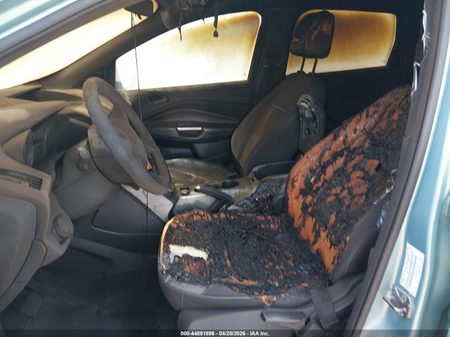 44891896 :رقم المزاد ، 1FMCU0GX2DUB28397 vin ، 2013 Ford Escape Se مزاد بيع