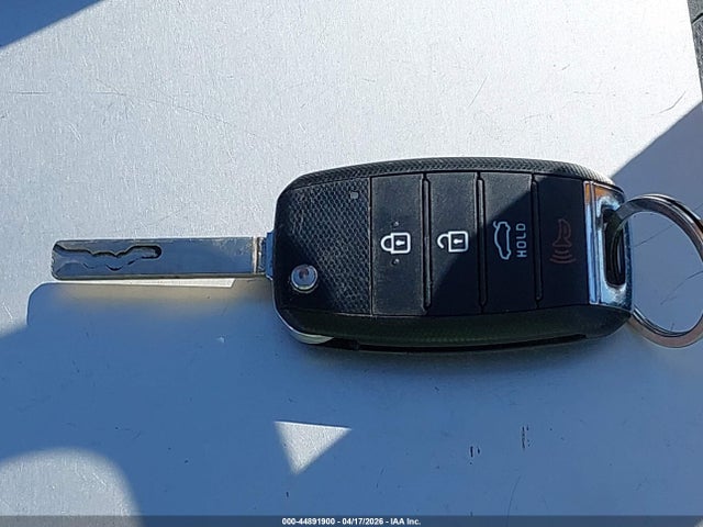 Продажа на аукционе авто 2018 Kia Optima S, vin: 5XXGT4L3XJG194457, номер лота: 44891900