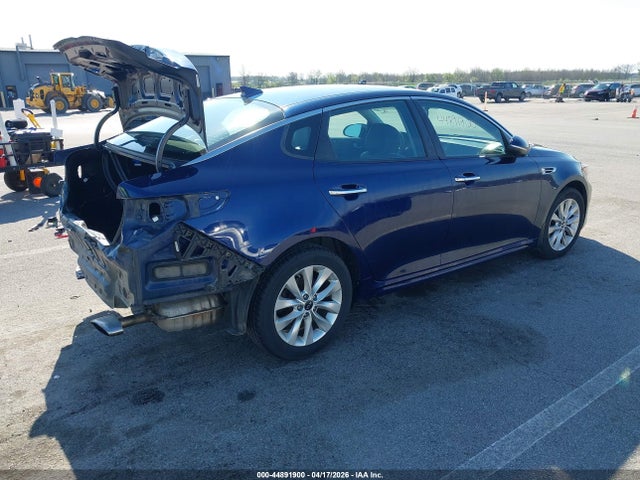 Продажа на аукционе авто 2018 Kia Optima S, vin: 5XXGT4L3XJG194457, номер лота: 44891900