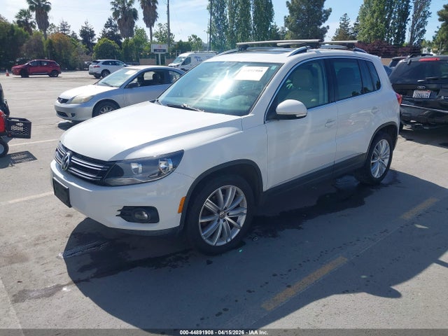 44891908 :رقم المزاد ، WVGAV3AX8DW559801 vin ، 2013 Volkswagen Tiguan Se مزاد بيع