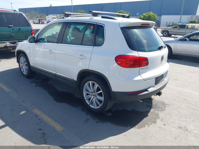 44891908 :رقم المزاد ، WVGAV3AX8DW559801 vin ، 2013 Volkswagen Tiguan Se مزاد بيع