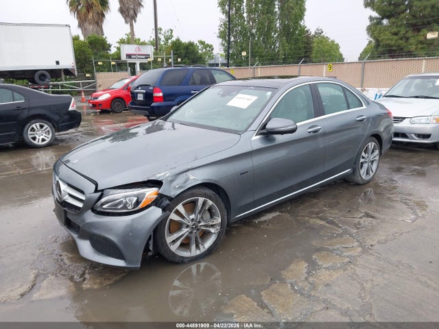 Продажа на аукционе авто 2018 Mercedes-benz C 350e, vin: 55SWF4HB7JU263979, номер лота: 44891909