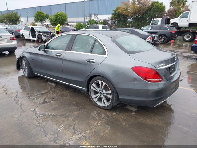 Продажа на аукционе авто 2018 Mercedes-benz C 350e, vin: 55SWF4HB7JU263979, номер лота: 44891909