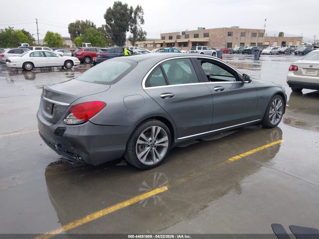 Продажа на аукционе авто 2018 Mercedes-benz C 350e, vin: 55SWF4HB7JU263979, номер лота: 44891909