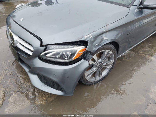 Продажа на аукционе авто 2018 Mercedes-benz C 350e, vin: 55SWF4HB7JU263979, номер лота: 44891909