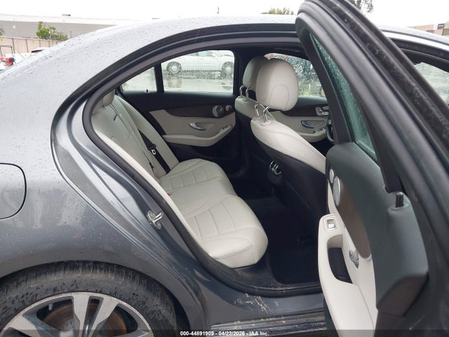 Продажа на аукционе авто 2018 Mercedes-benz C 350e, vin: 55SWF4HB7JU263979, номер лота: 44891909