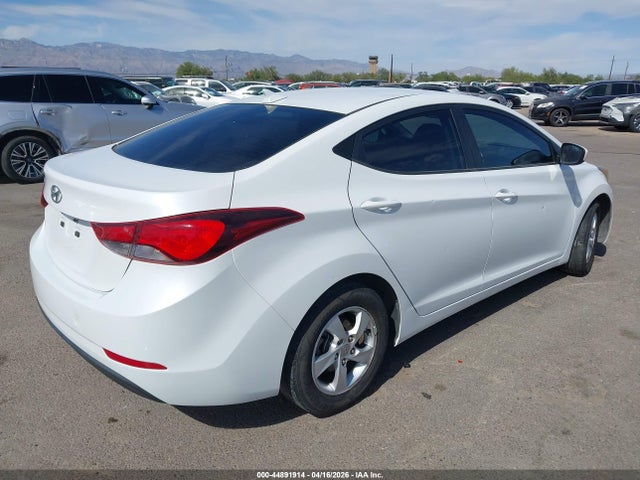 5NPDH4AE7FH642769 Hyundai ELANTRA SE