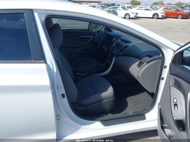 5NPDH4AE7FH642769 Hyundai ELANTRA SE