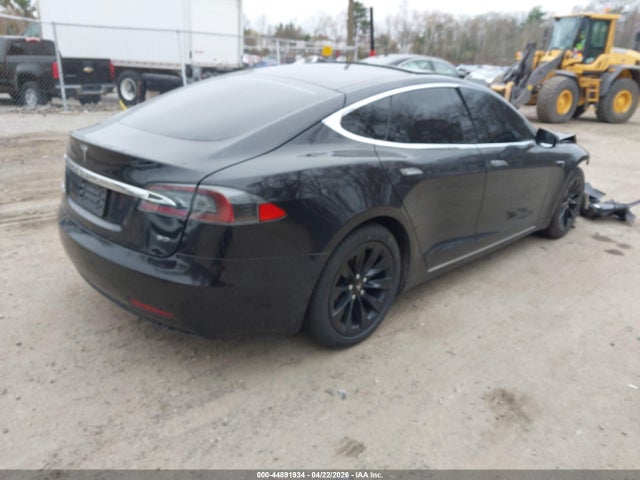Tesla Model S 60d/70d/75d/85d/90d 2016 5YJSA1E20GF168092 Image 4