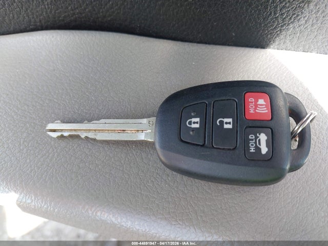 Aukcja sprzedaży 2014 Toyota Camry Le, vin: 4T4BF1FK1ER408174, numer aukcji: 44891947