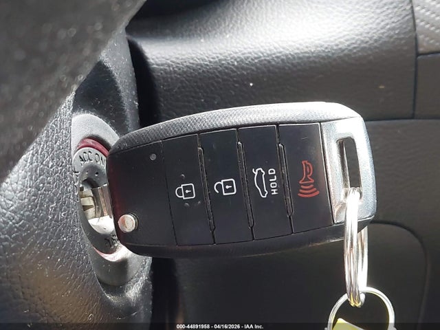 Aukcja sprzedaży 2018 Kia Forte S, vin: 3KPFL4A70JE261285, numer aukcji: 44891958