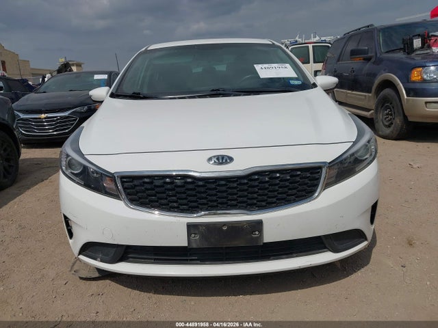 Aukcja sprzedaży 2018 Kia Forte S, vin: 3KPFL4A70JE261285, numer aukcji: 44891958