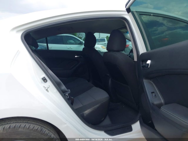Aukcja sprzedaży 2018 Kia Forte S, vin: 3KPFL4A70JE261285, numer aukcji: 44891958
