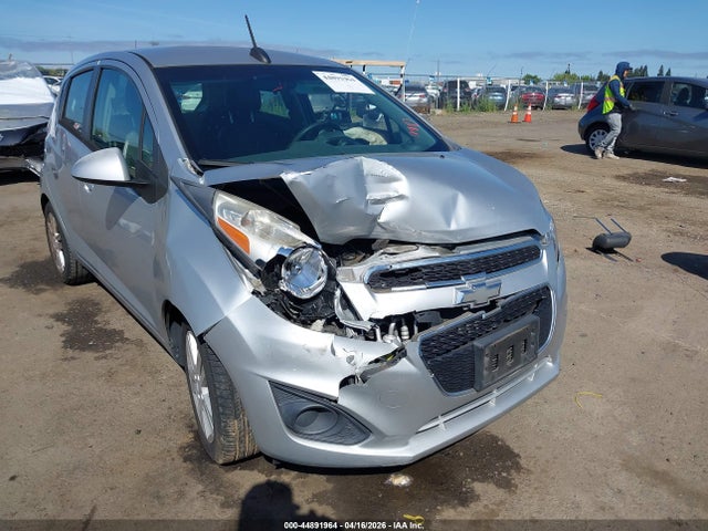 KL8CB6S92FC726240 Chevrolet Spark Ls Cvt