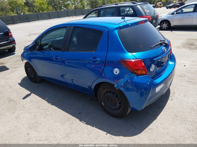VNKKTUD34FA032438 Toyota YARIS L