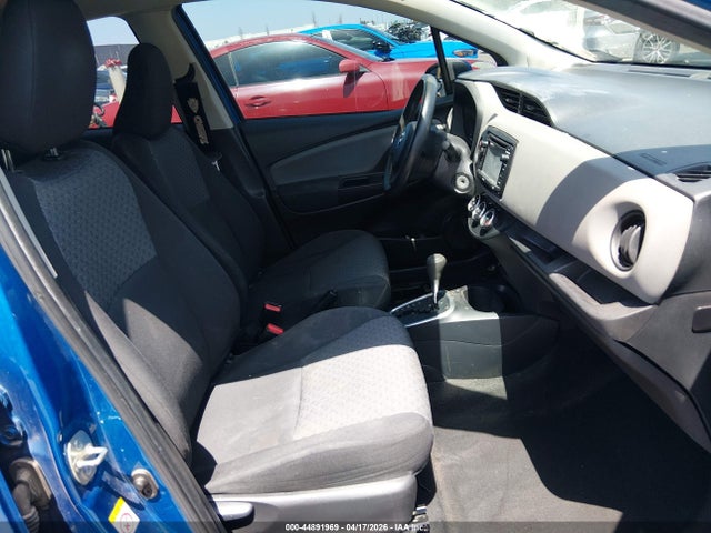VNKKTUD34FA032438 Toyota YARIS L