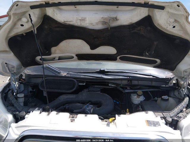 44891996 :رقم المزاد ، 1FBZX2YM0FKA55460 vin ، 2015 Ford Transit-350 Xlt مزاد بيع