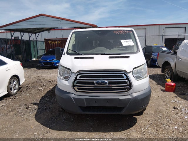 44891996 :رقم المزاد ، 1FBZX2YM0FKA55460 vin ، 2015 Ford Transit-350 Xlt مزاد بيع